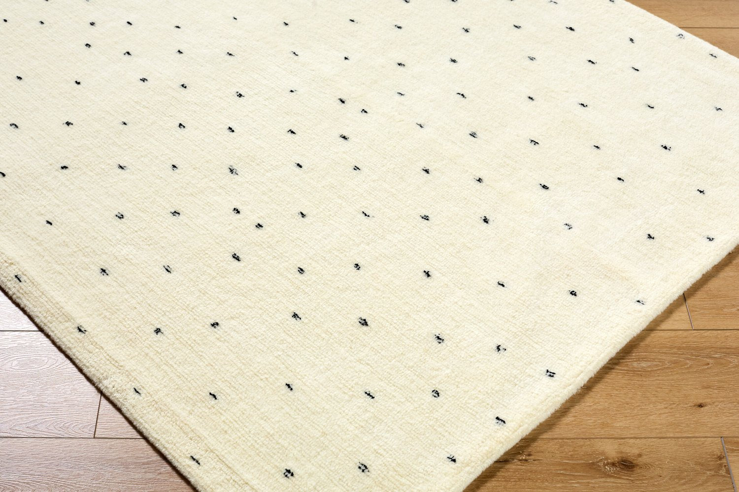 LIVABLISS WOOLY HANDMADE RUG - Rugs