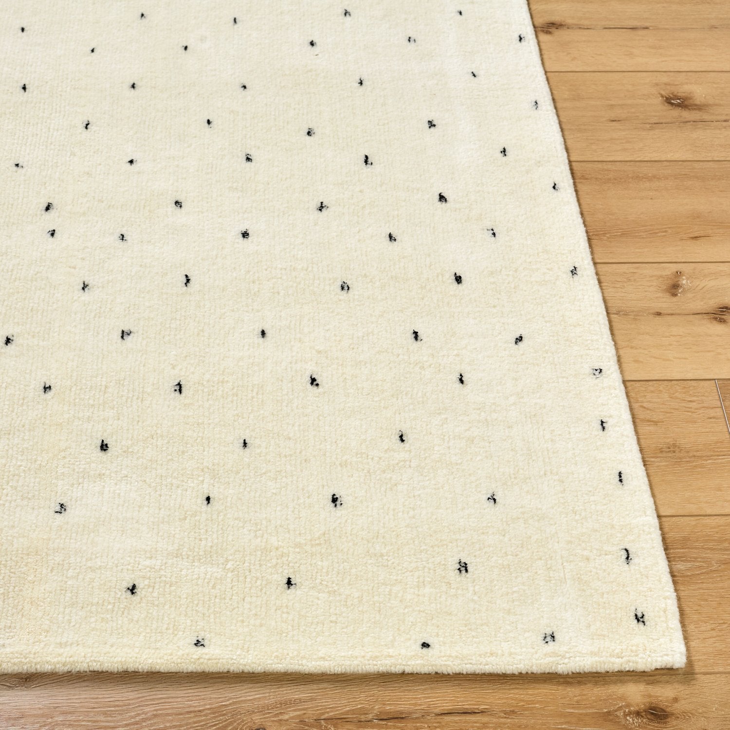 LIVABLISS WOOLY HANDMADE RUG - Rugs
