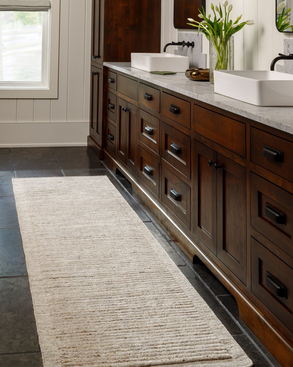 SURYA YASMIN HANDMADE RUG - Rugs