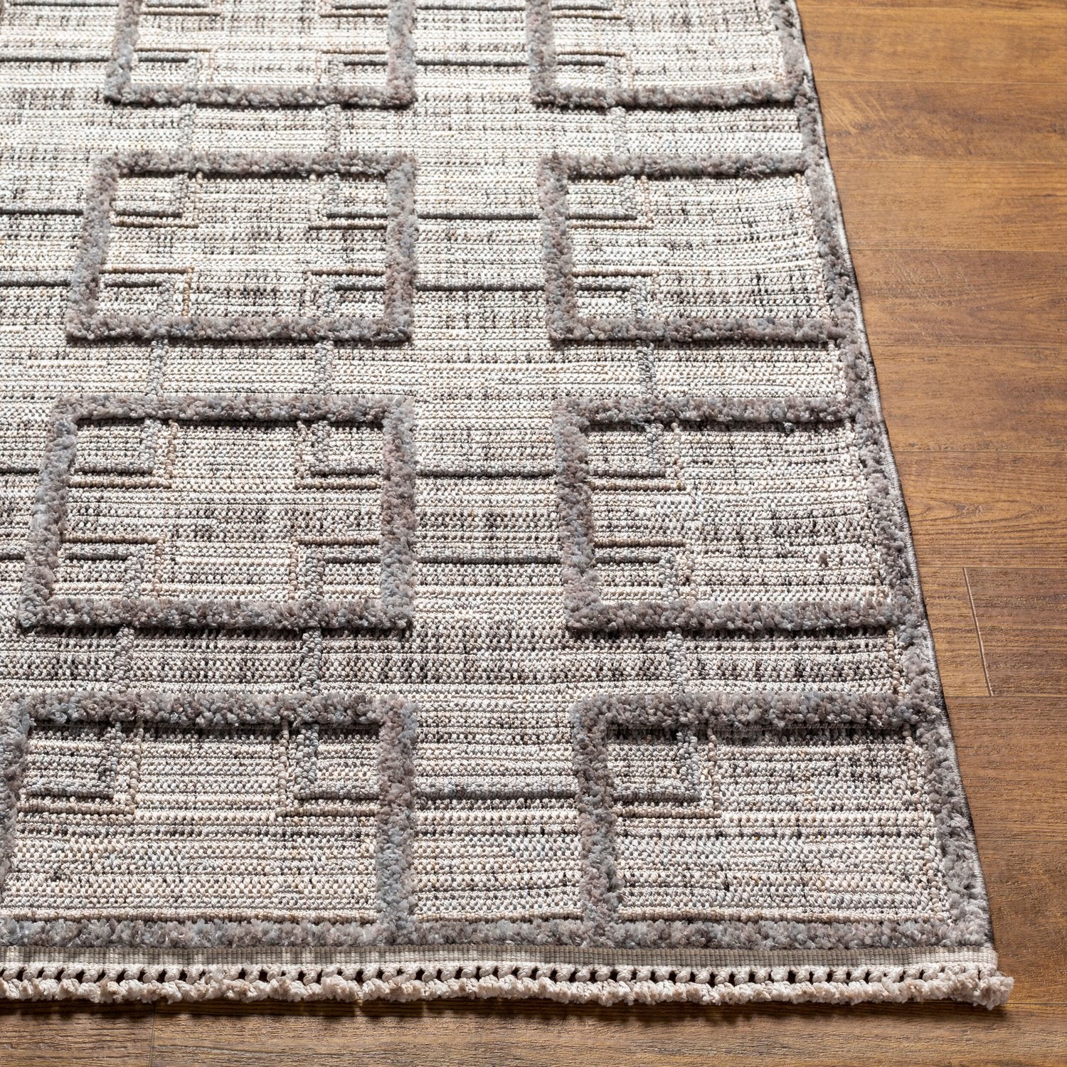 LIVABLISS ZARAGOZA MACHINE WOVEN RUG - Rugs