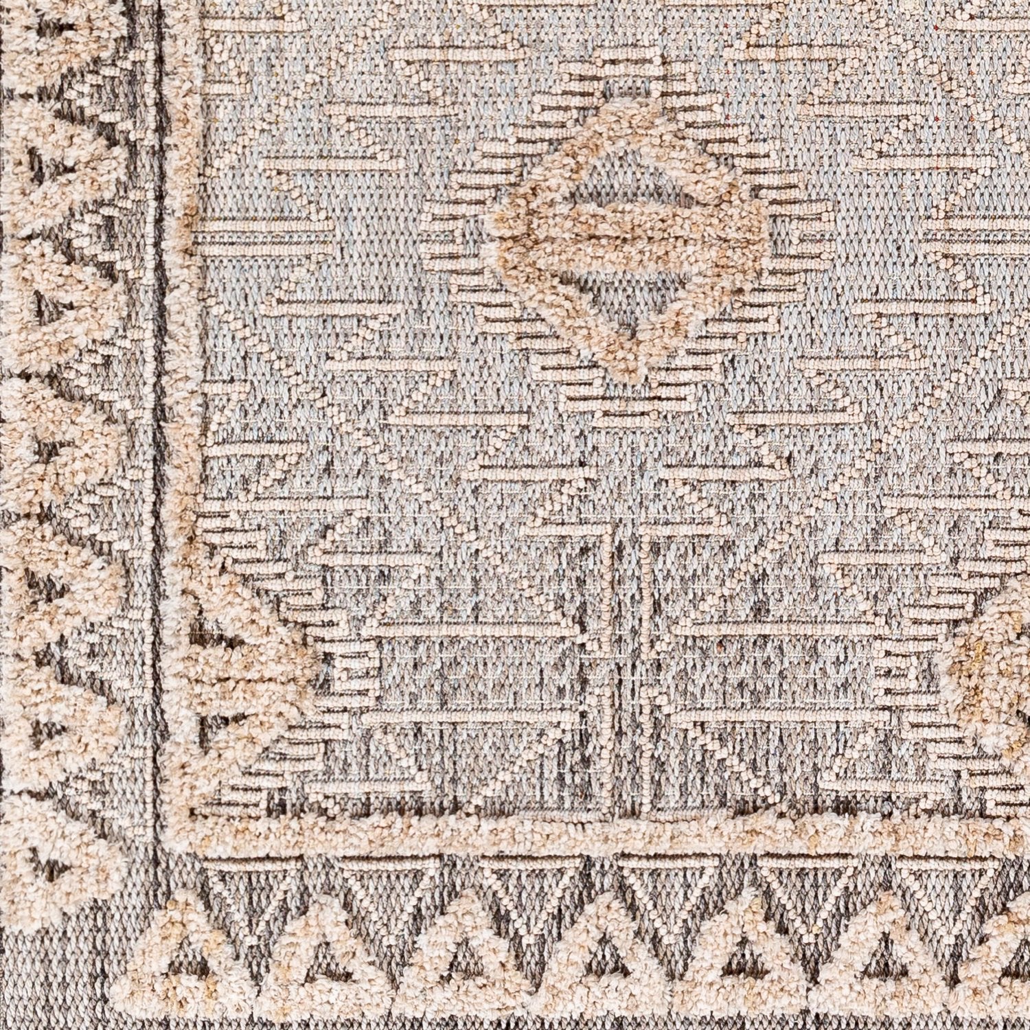 LIVABLISS ZARAGOZA MACHINE WOVEN RUG - Rugs