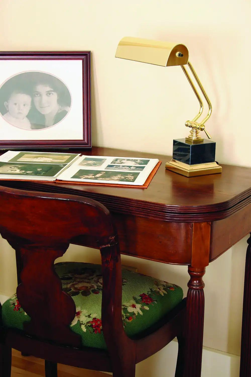 HOUSE OF TROY, PIANO/DESK DESK LAMP, DESK LAMPS