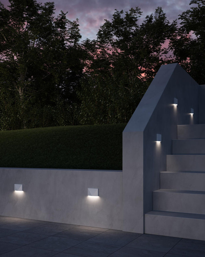 KUZCO LIGHTING INC, LIO EXTERIOR WALL/STEP LIGHTS, PATH LIGHTS
