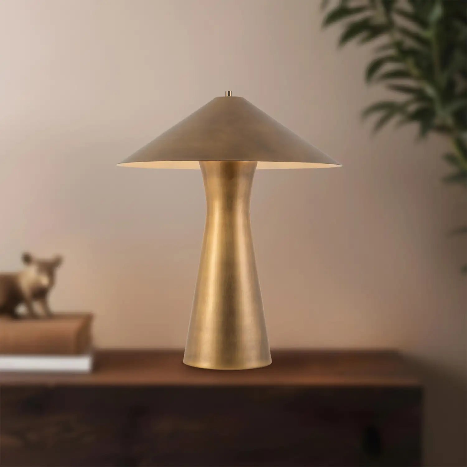 KUZCO LIGHTING INC, BLAIR TABLE LAMPS, DESK LAMPS