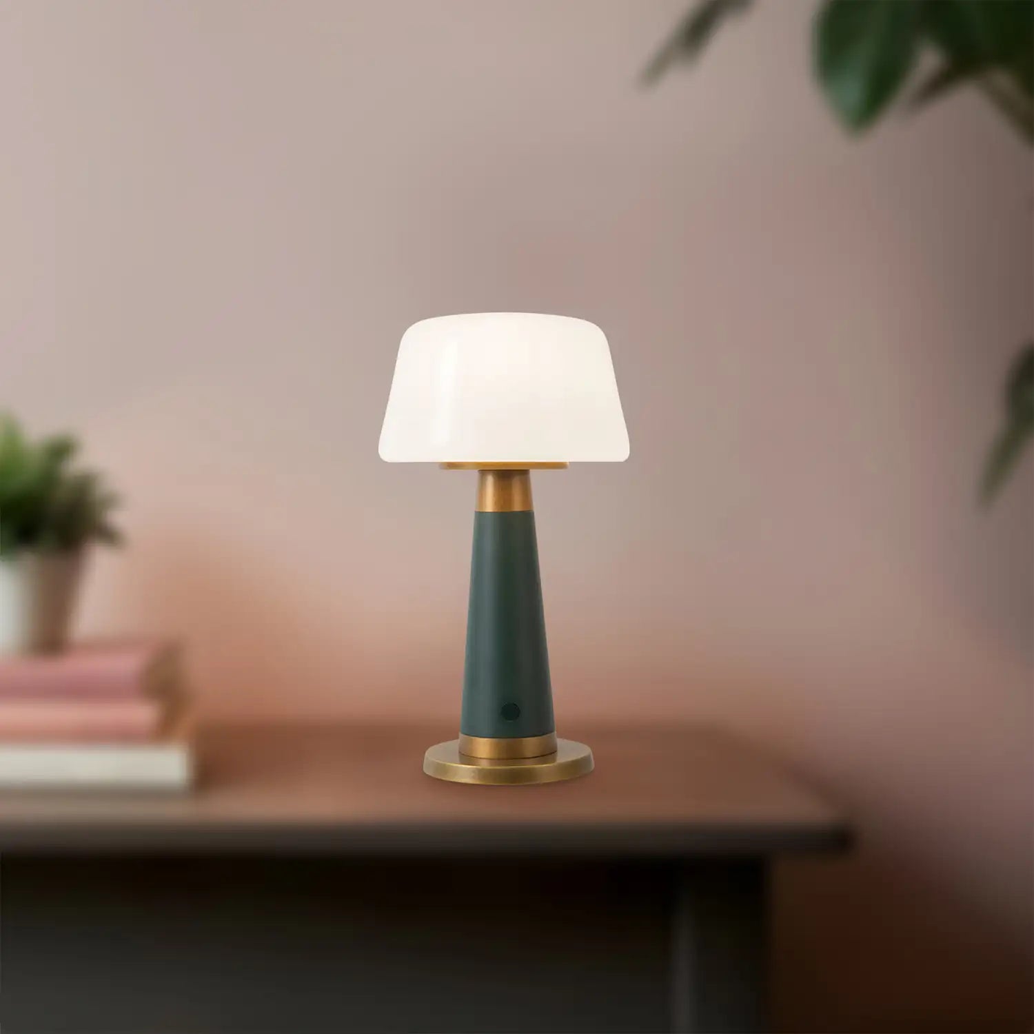 KUZCO LIGHTING INC, CLEMENCE TABLE LAMPS, DESK LAMPS