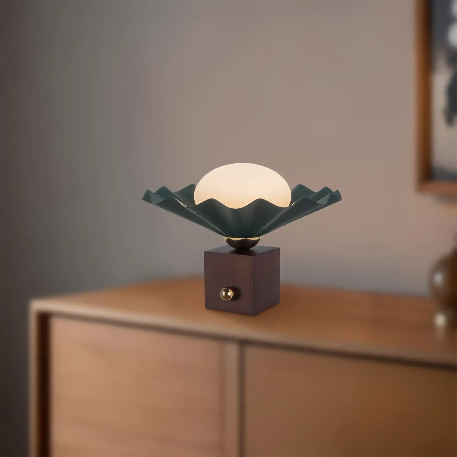 KUZCO LIGHTING INC, FURROW TABLE LAMPS, DESK LAMPS