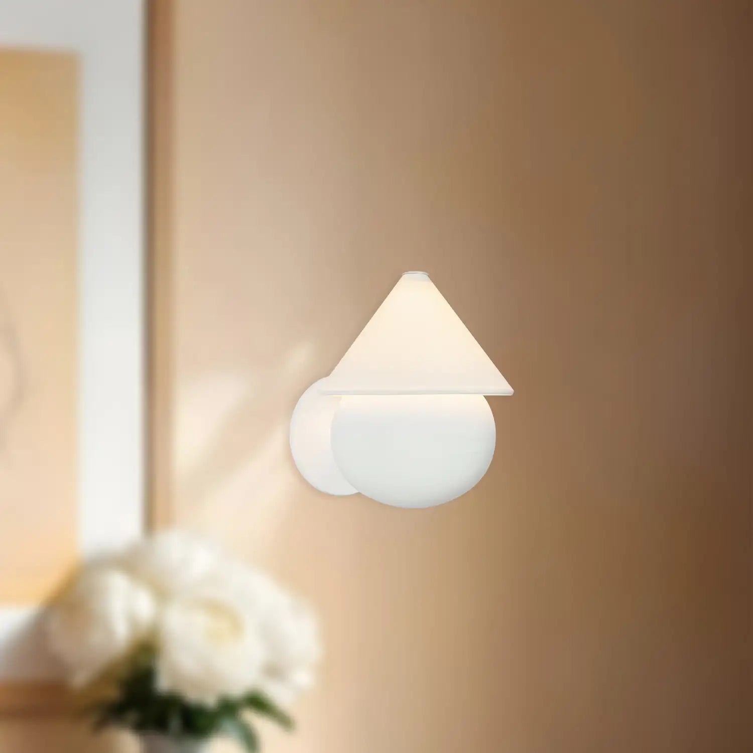 KUZCO LIGHTING INC, ROWAN WALL SCONCES, WALL SCONCES