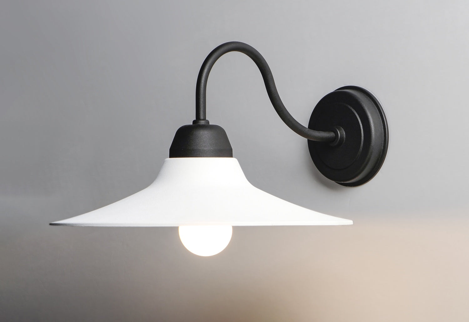 MAXIM, DOCKSIDE-OUTDOOR WALL MOUNT, OUTDOOR WALL LIGHTS