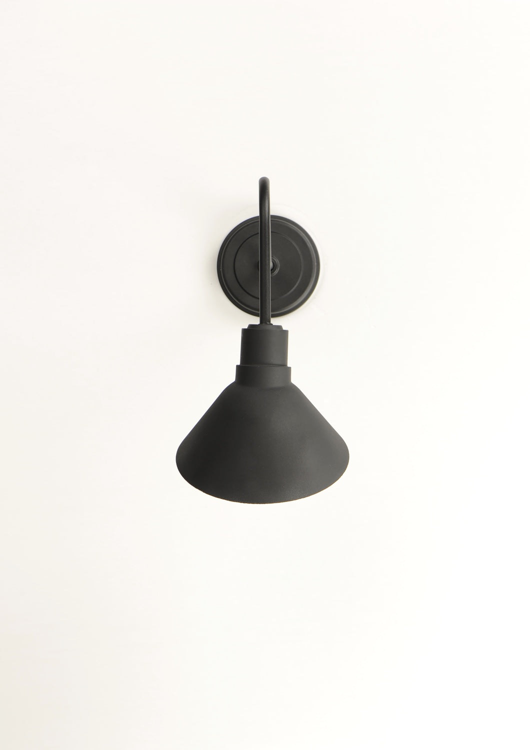 MAXIM, SIGNLITE-OUTDOOR WALL MOUNT, OUTDOOR WALL LIGHTS