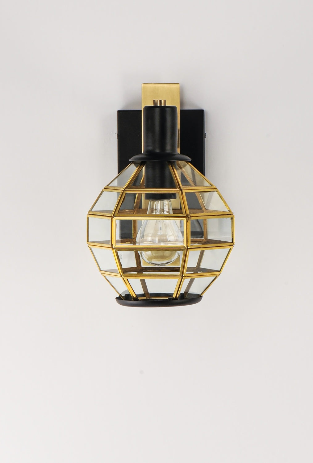 MAXIM, HEIRLOOM-OUTDOOR WALL MOUNT, OUTDOOR WALL LIGHTS