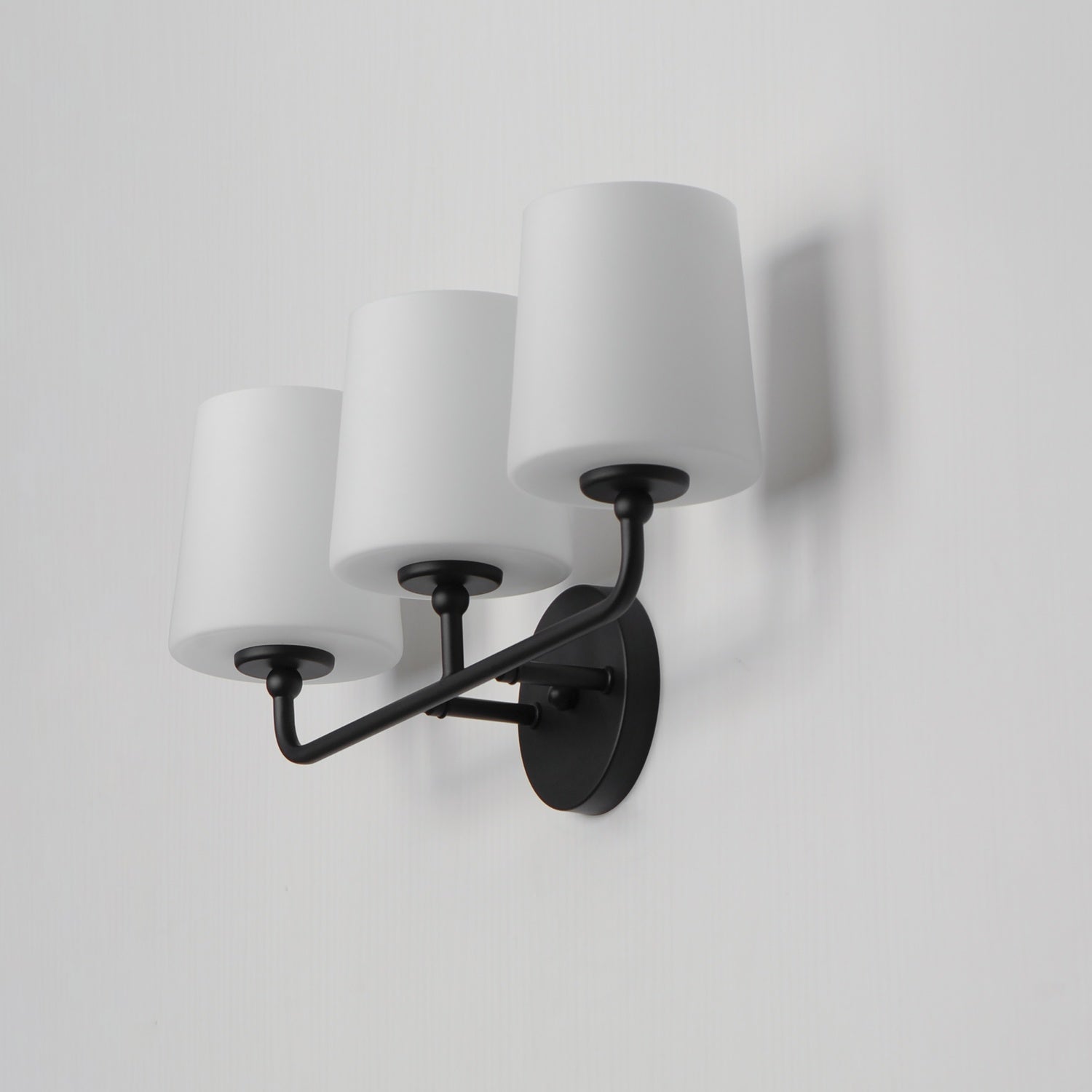 MAXIM, BRISTOL-BATH VANITY, WALL SCONCES