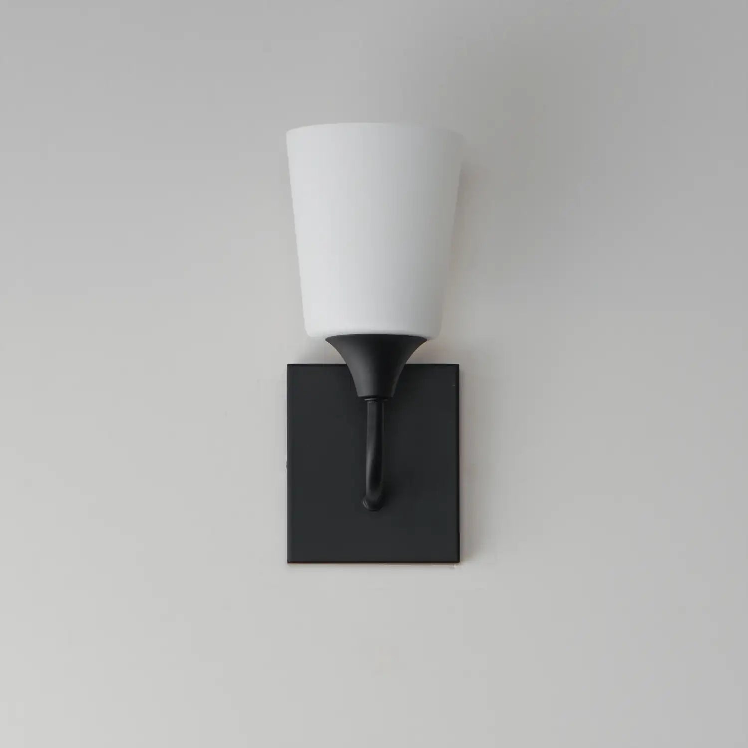 MAXIM, Hudson Sconce, WALL SCONCES