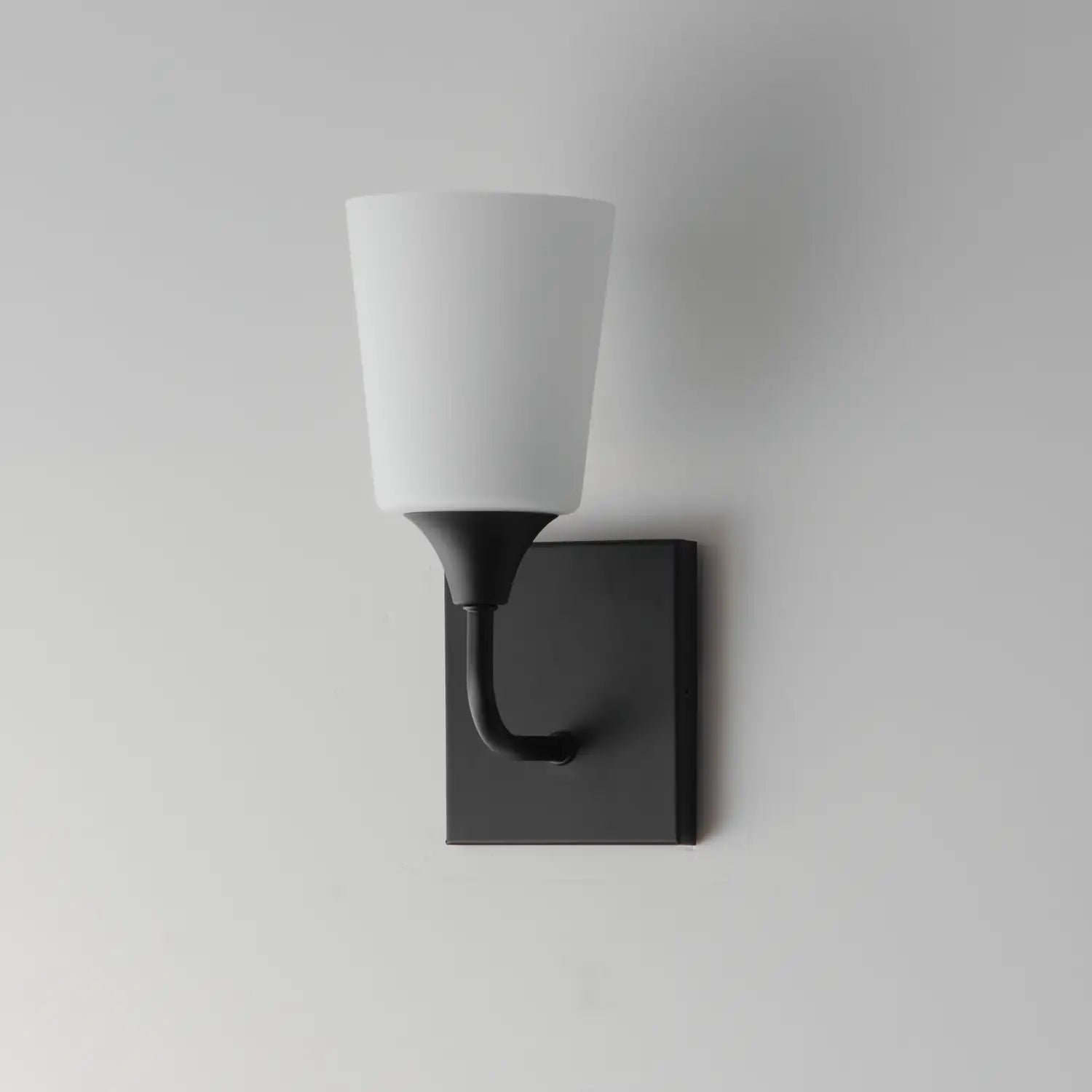 MAXIM, Hudson Sconce, WALL SCONCES