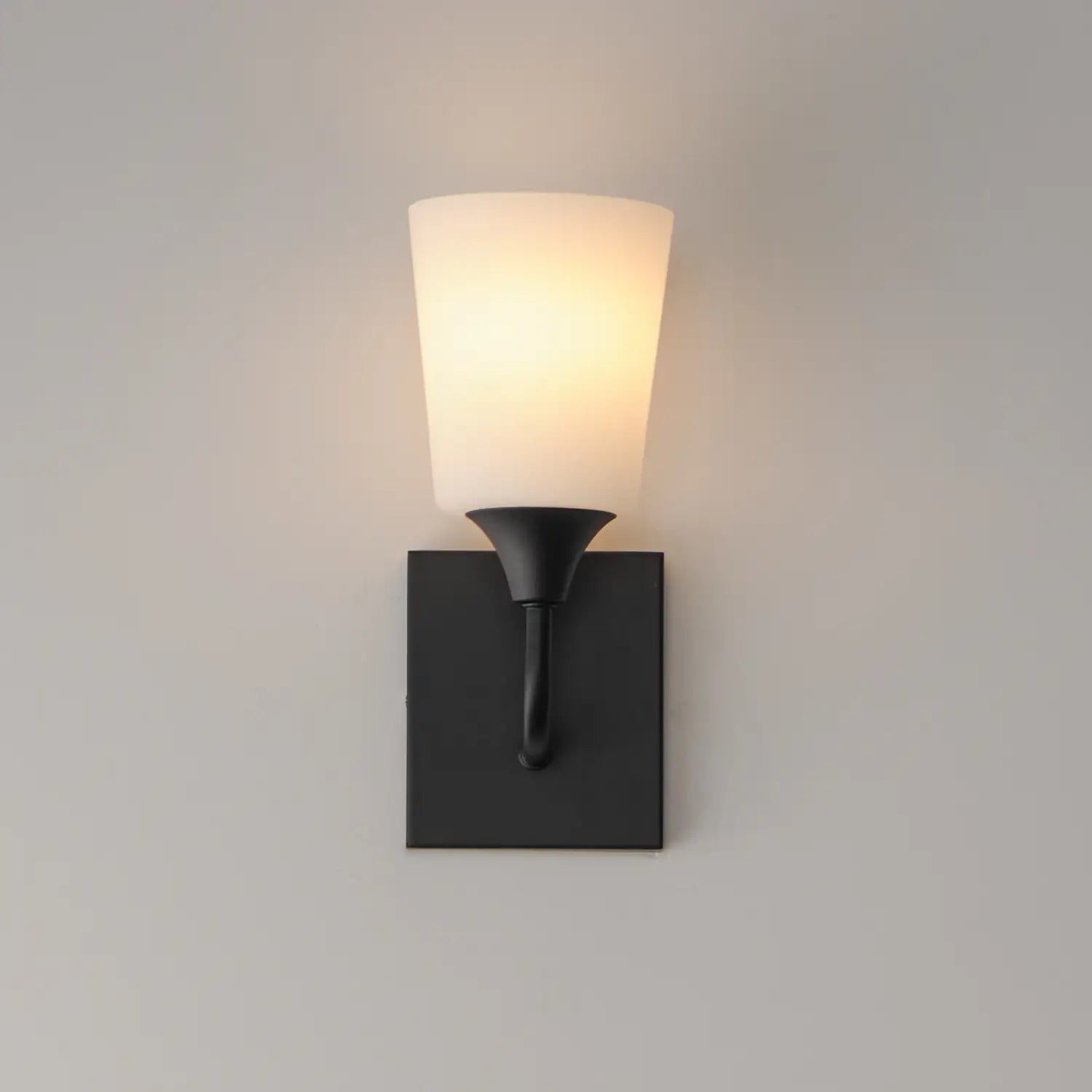 MAXIM, Hudson Sconce, WALL SCONCES