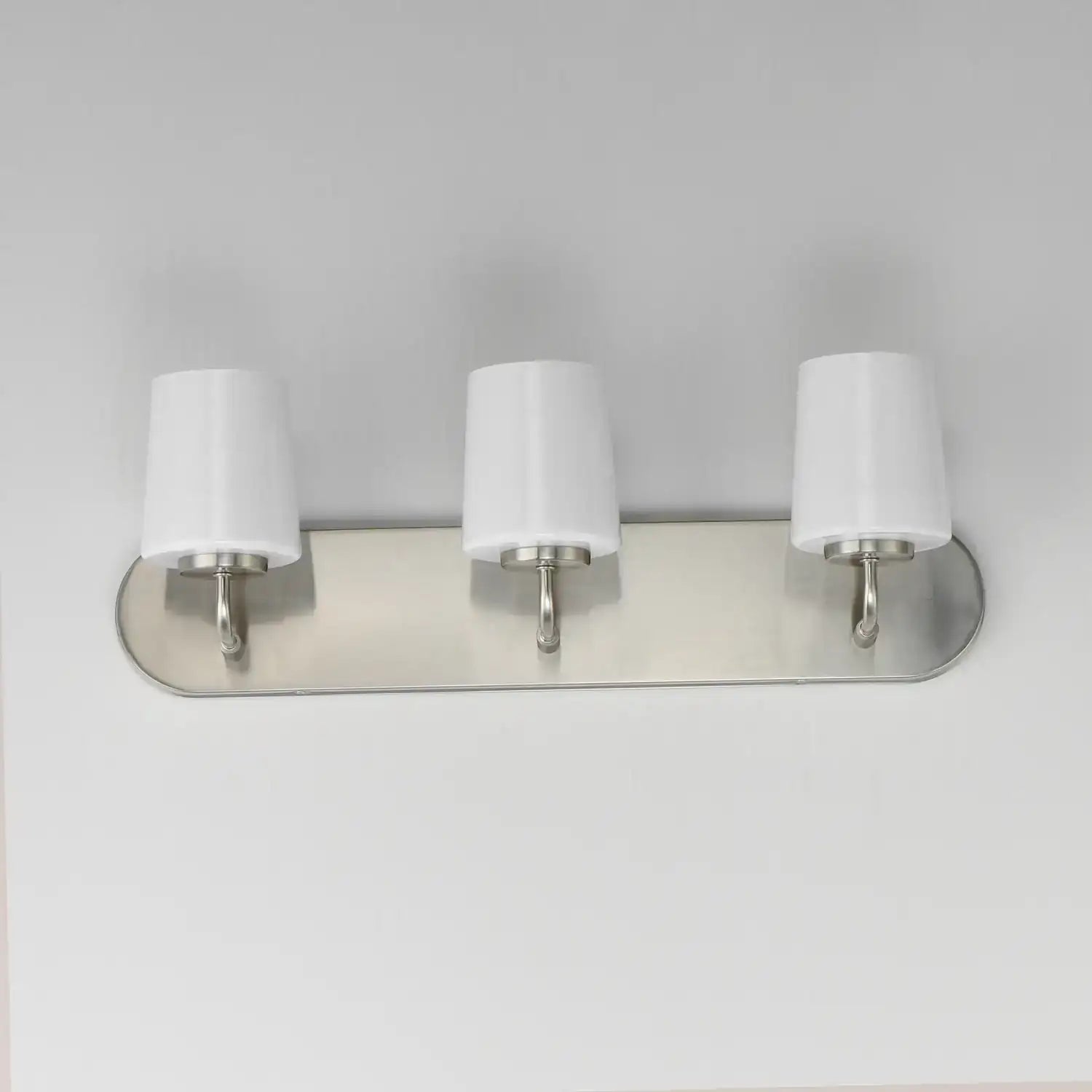 MAXIM, DURHAM-BATH VANITY, VANITY LIGHT