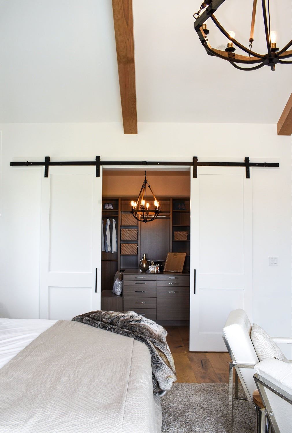 MAXIM, LODGE-CHANDELIER, PENDANT LIGHT