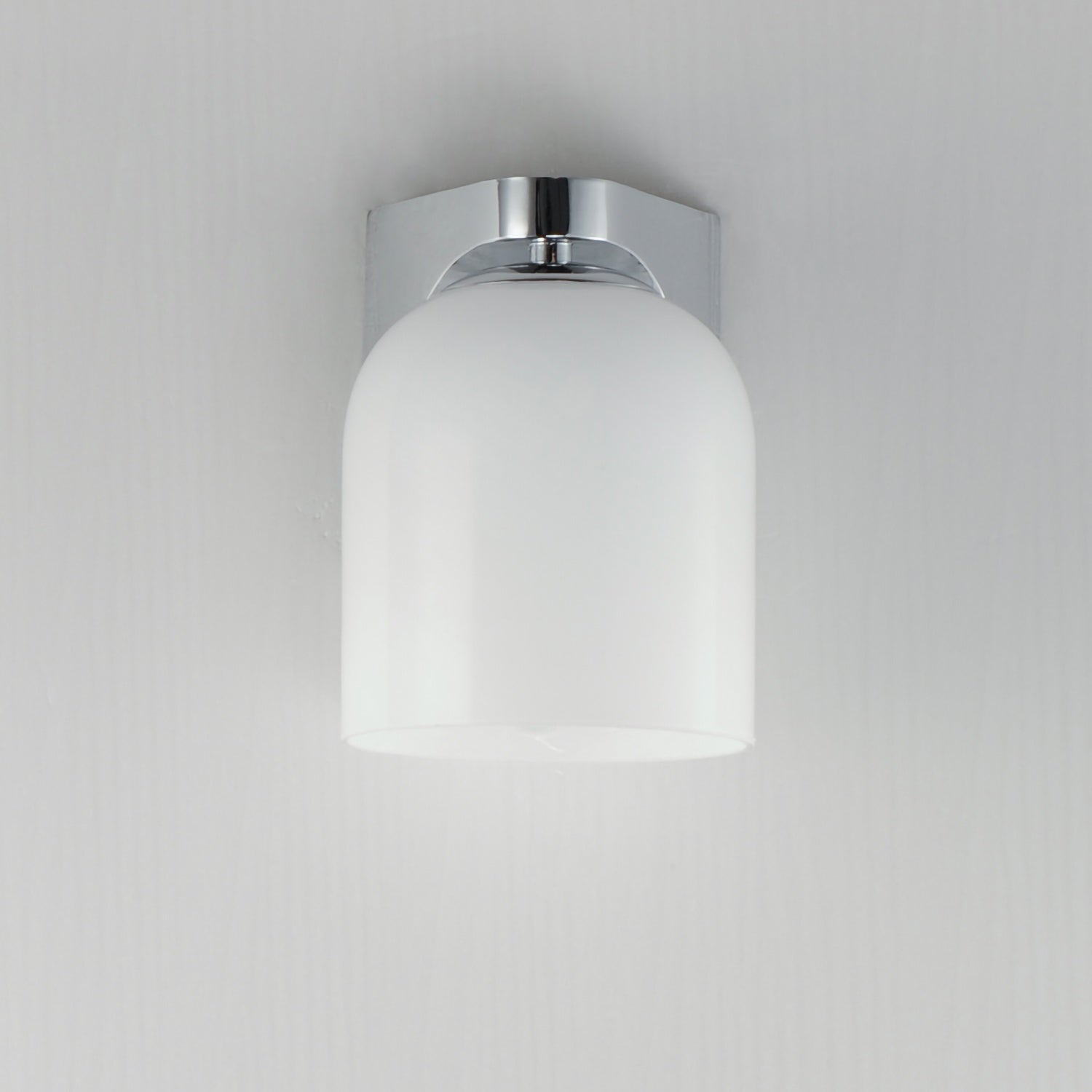 MAXIM, SCOOP-BATH VANITY, WALL SCONCES