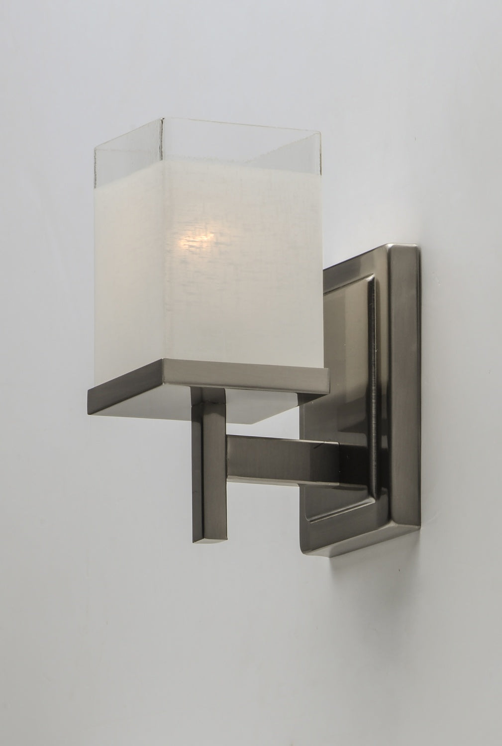 MAXIM, TETRA-BATH VANITY, VANITY LIGHT