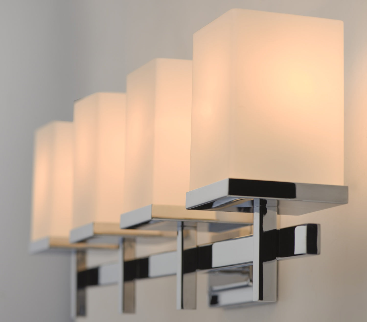 MAXIM, TETRA-BATH VANITY, VANITY LIGHT