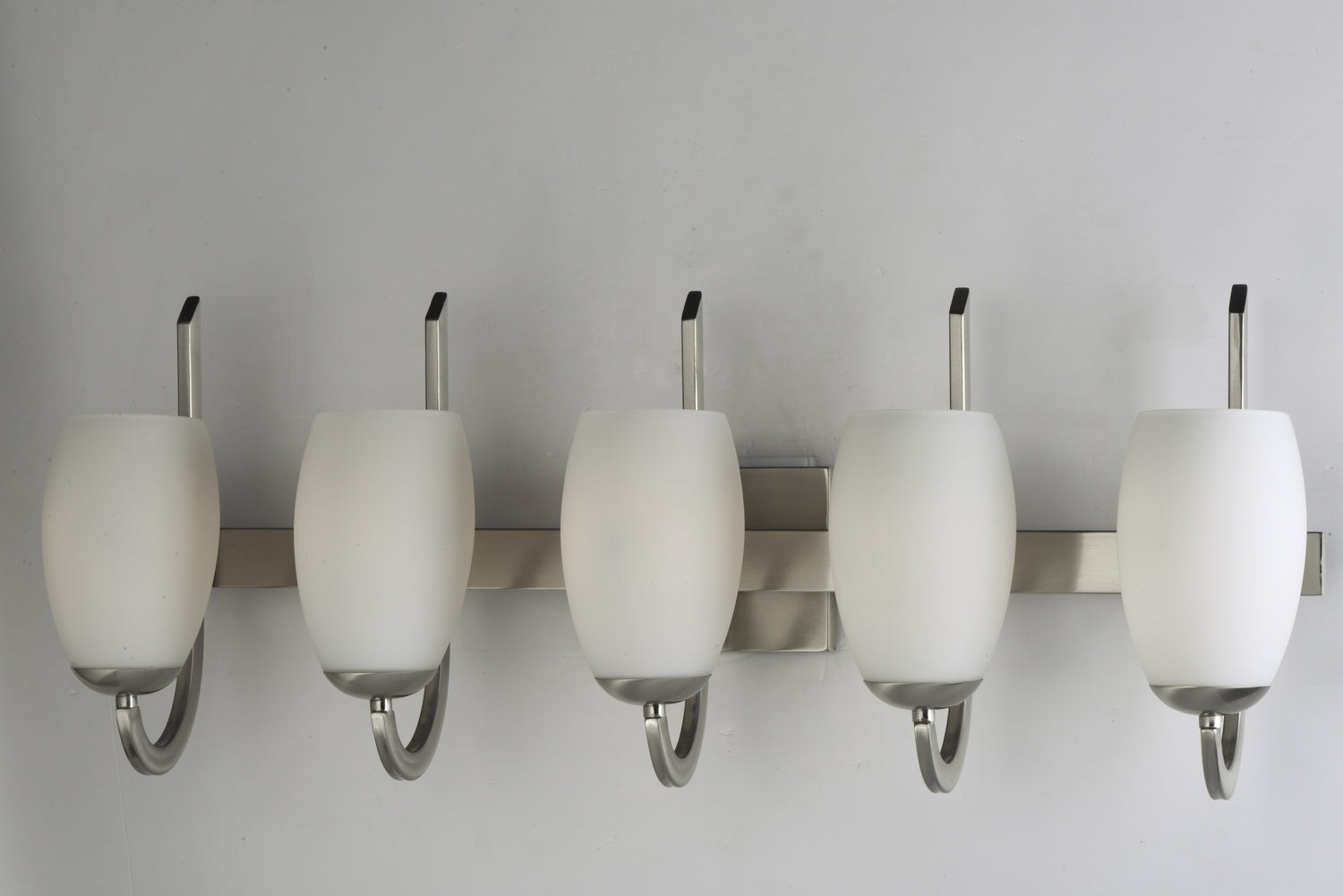 MAXIM, TAYLOR-BATH VANITY, VANITY LIGHT
