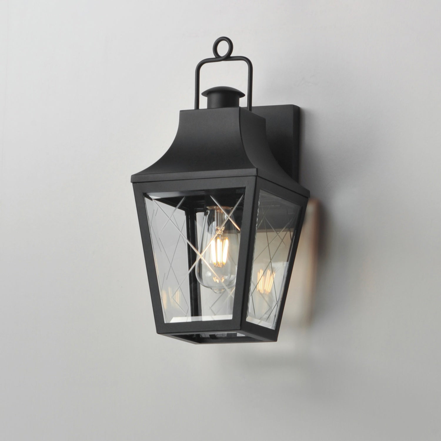 MAXIM, STORYBOOK-OUTDOOR WALL MOUNT, OUTDOOR WALL LIGHTS