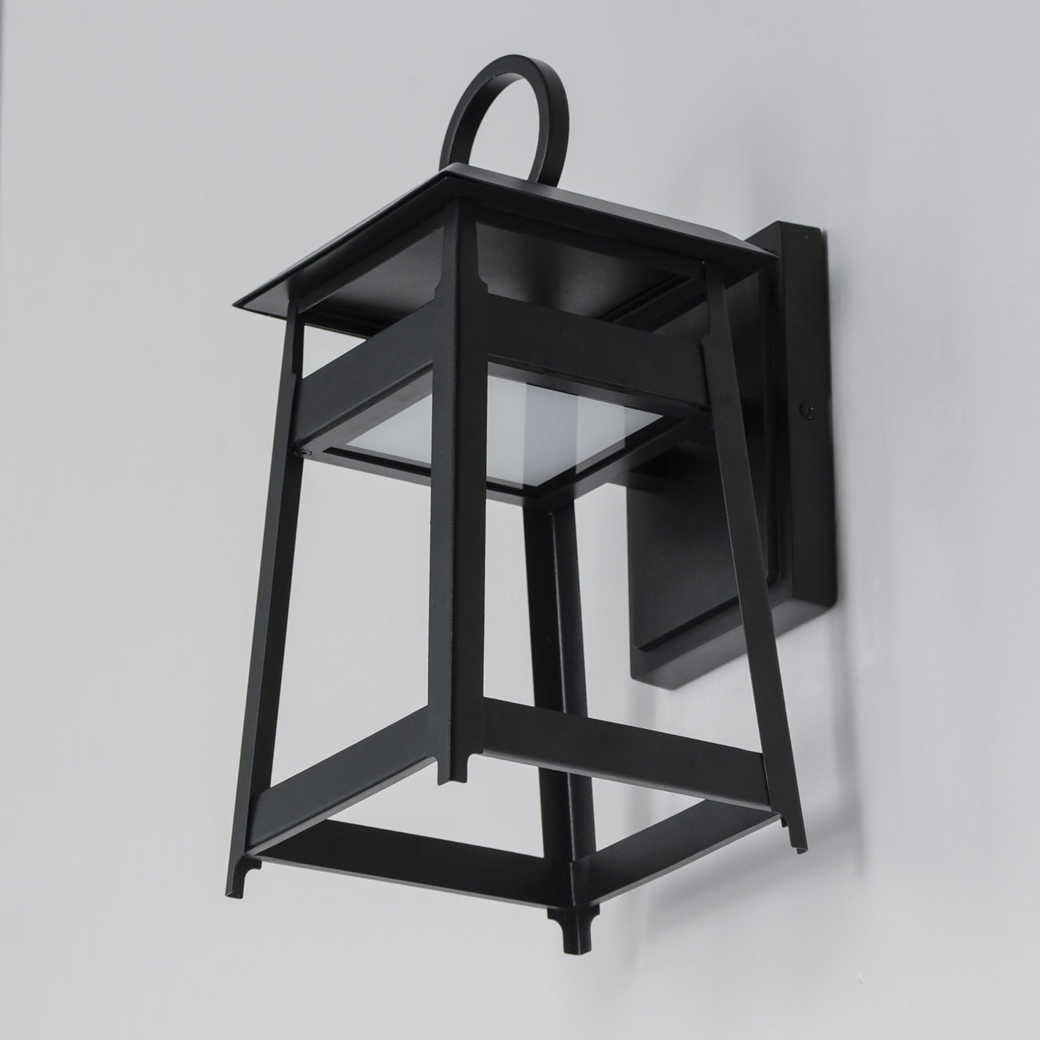 MAXIM, PAGODA-OUTDOOR WALL MOUNT, OUTDOOR WALL LIGHTS