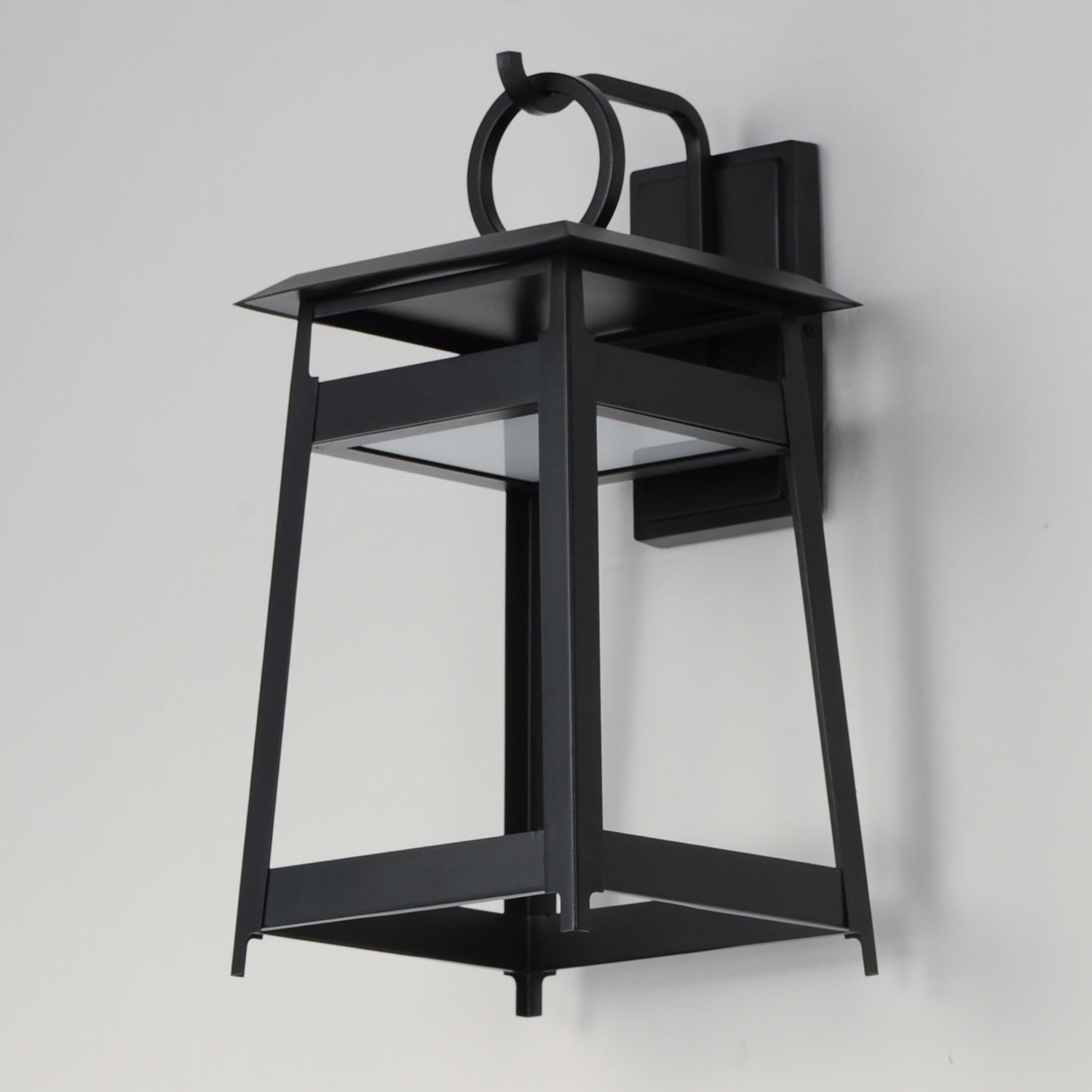 MAXIM, PAGODA-OUTDOOR WALL MOUNT, OUTDOOR WALL LIGHTS