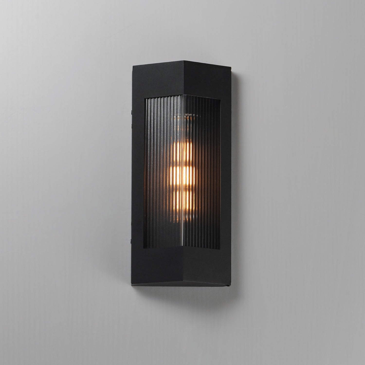 MAXIM, TRIFORM-OUTDOOR WALL MOUNT, OUTDOOR WALL LIGHTS