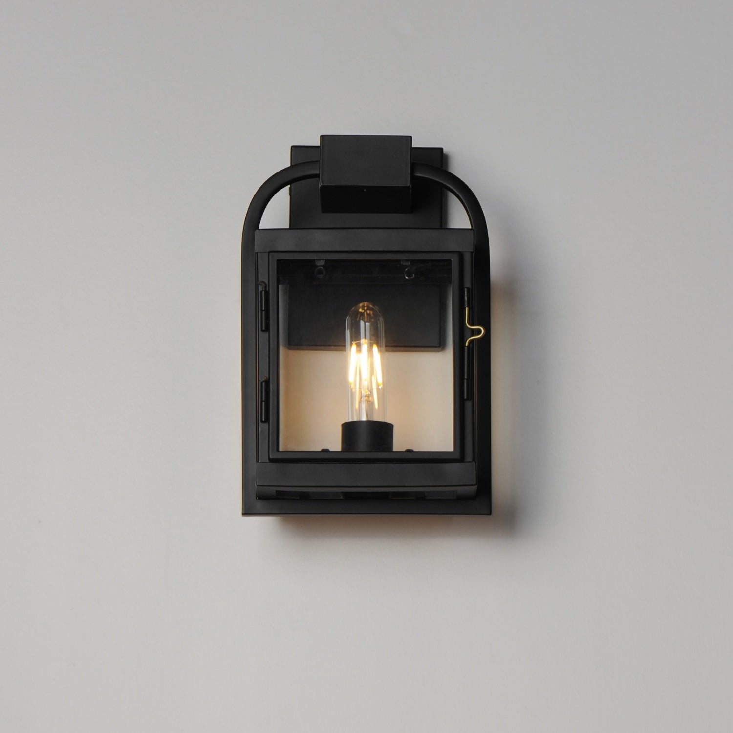 MAXIM, BONHAM-OUTDOOR WALL MOUNT, OUTDOOR WALL LIGHTS