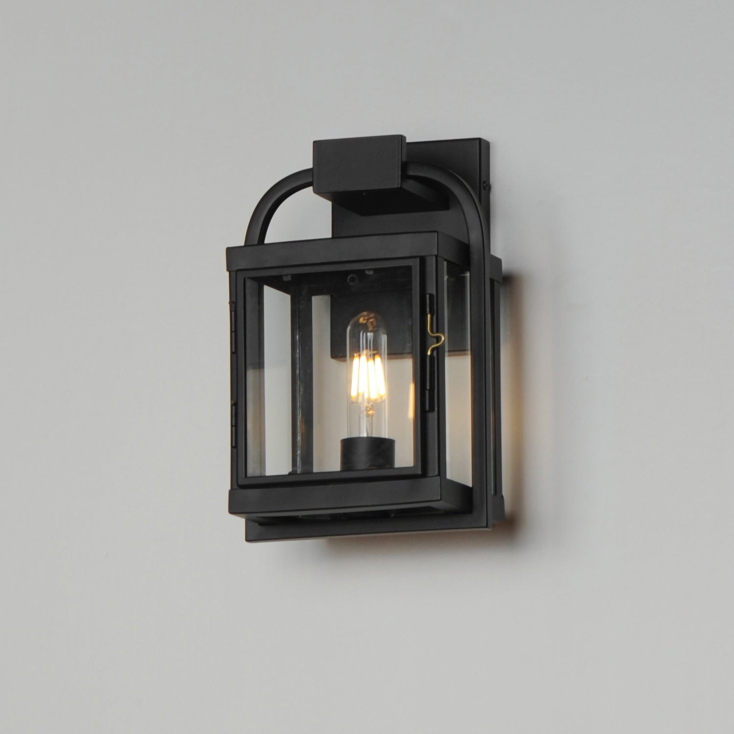 MAXIM, BONHAM-OUTDOOR WALL MOUNT, OUTDOOR WALL LIGHTS