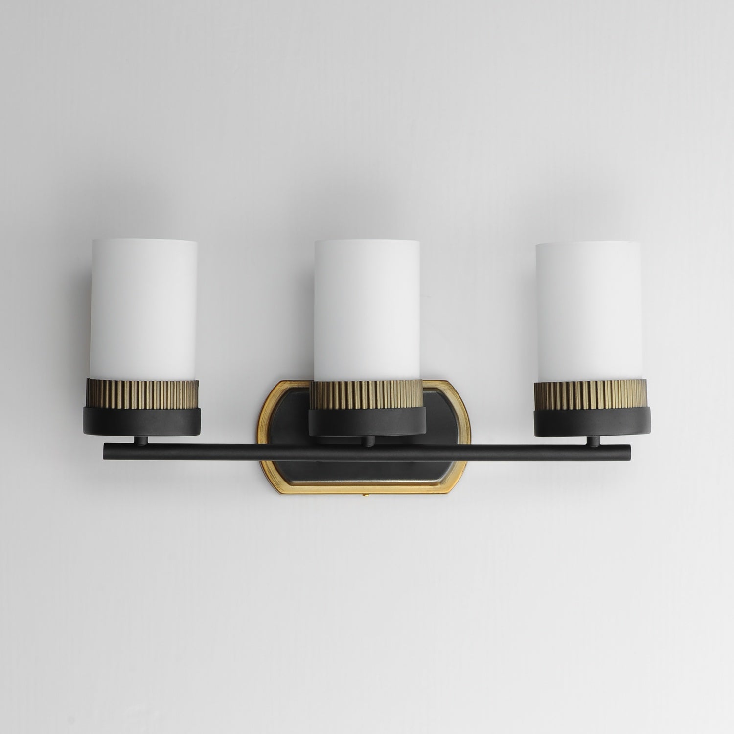 MAXIM, RUFFLES-BATH VANITY, VANITY LIGHT