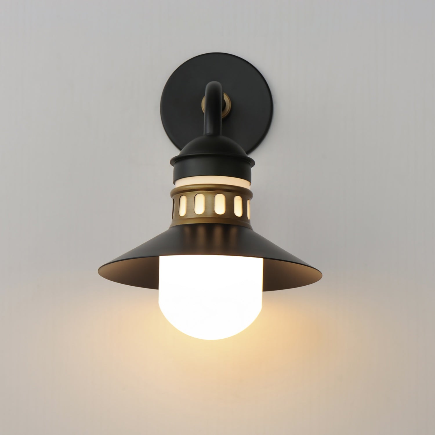 MAXIM, ADMIRALTY-OUTDOOR WALL MOUNT, OUTDOOR WALL LIGHTS