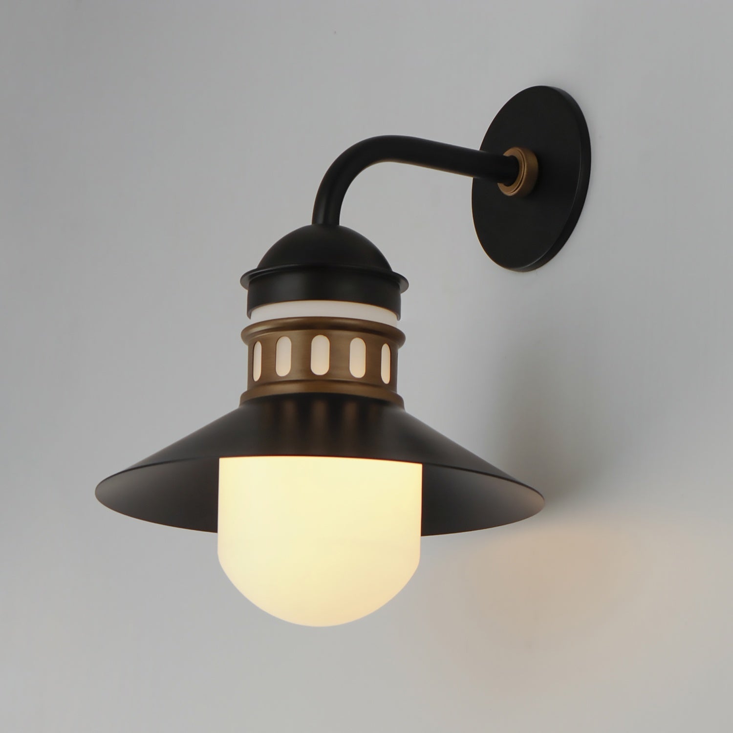 MAXIM, ADMIRALTY-OUTDOOR WALL MOUNT, OUTDOOR WALL LIGHTS