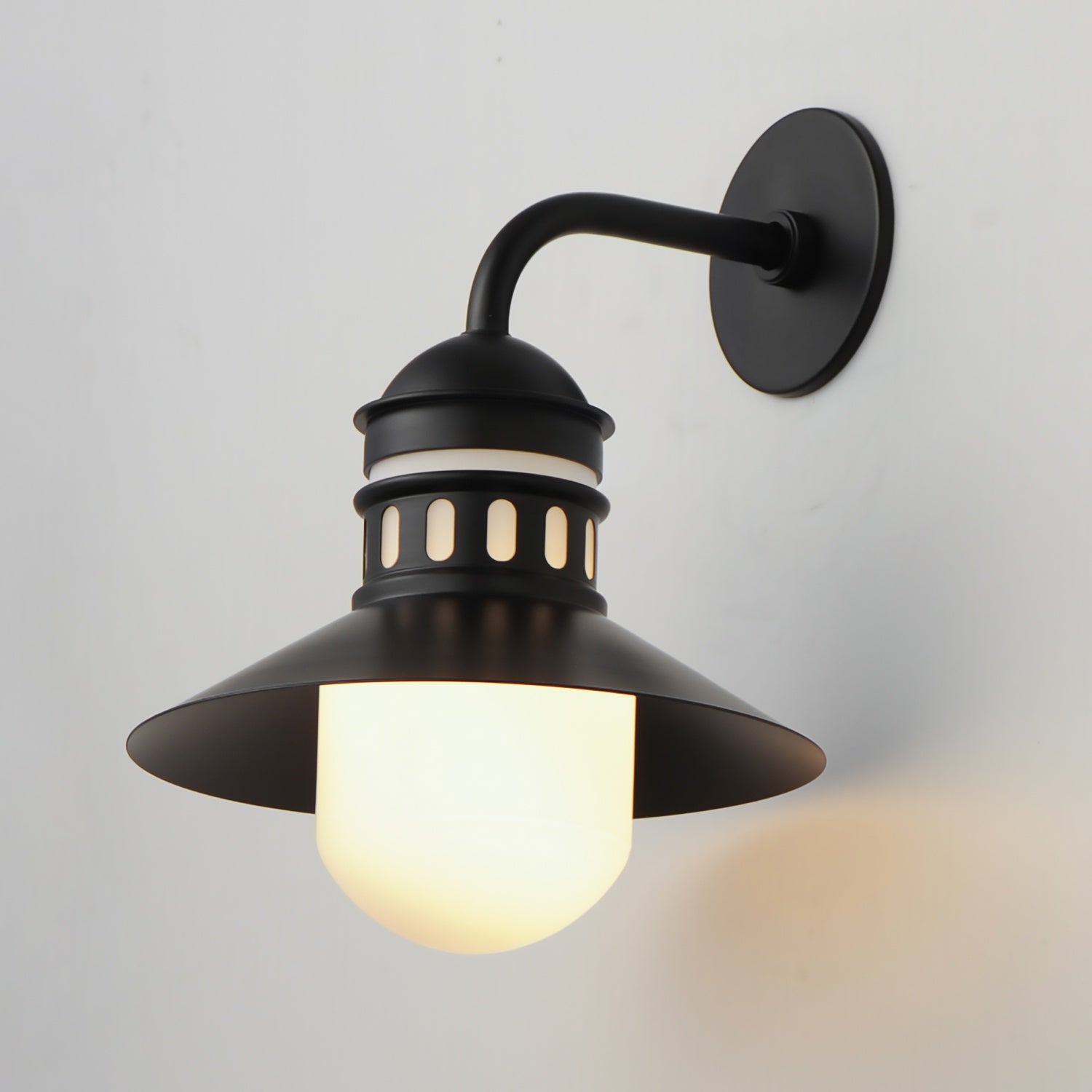 MAXIM, ADMIRALTY-OUTDOOR WALL MOUNT, OUTDOOR WALL LIGHTS