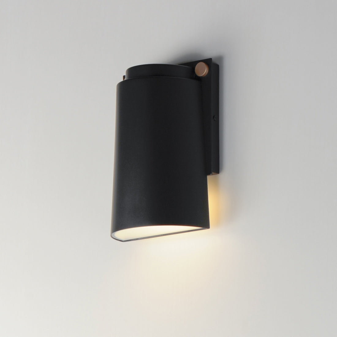 MAXIM, RIVET-OUTDOOR WALL MOUNT, OUTDOOR WALL LIGHTS