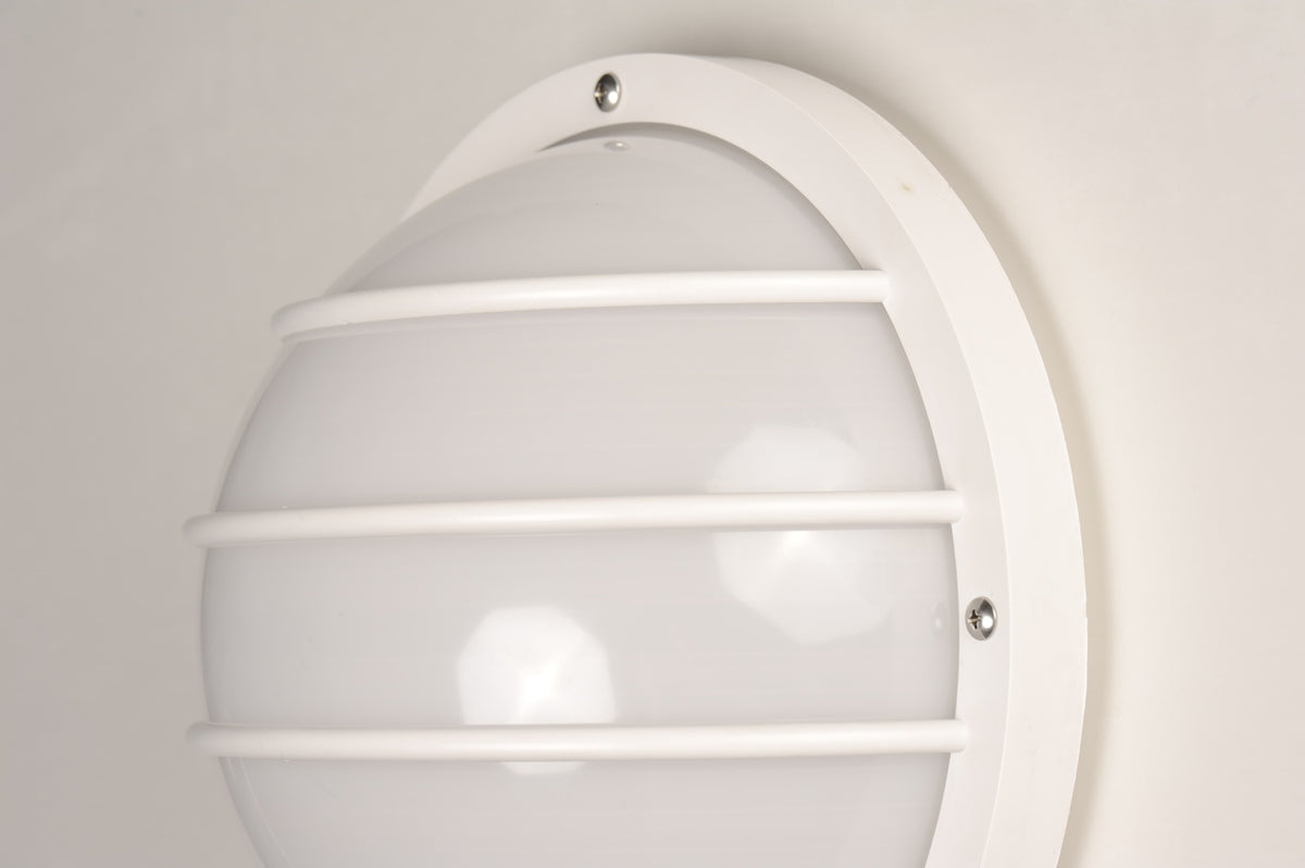 MAXIM, BULWARK-OUTDOOR WALL MOUNT, OUTDOOR WALL LIGHTS