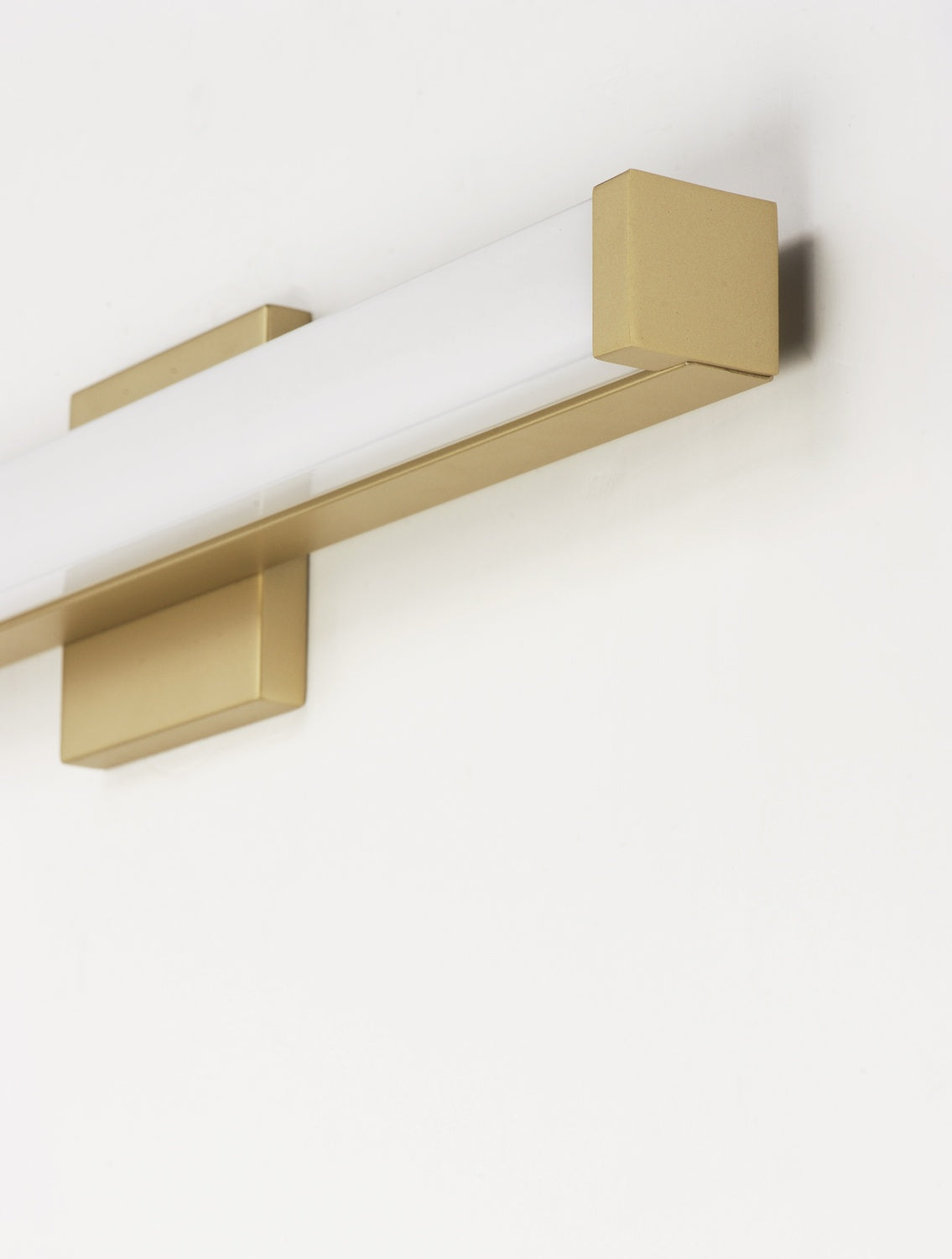 MAXIM, SPEC-BATH VANITY, WALL SCONCES