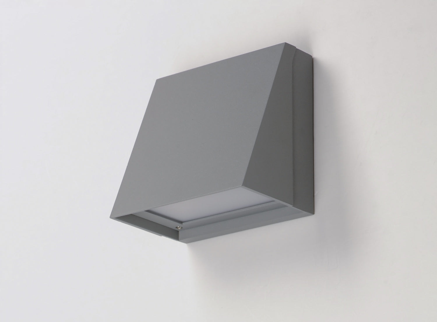 MAXIM, PATHFINDER-OUTDOOR WALL MOUNT, OUTDOOR WALL LIGHTS