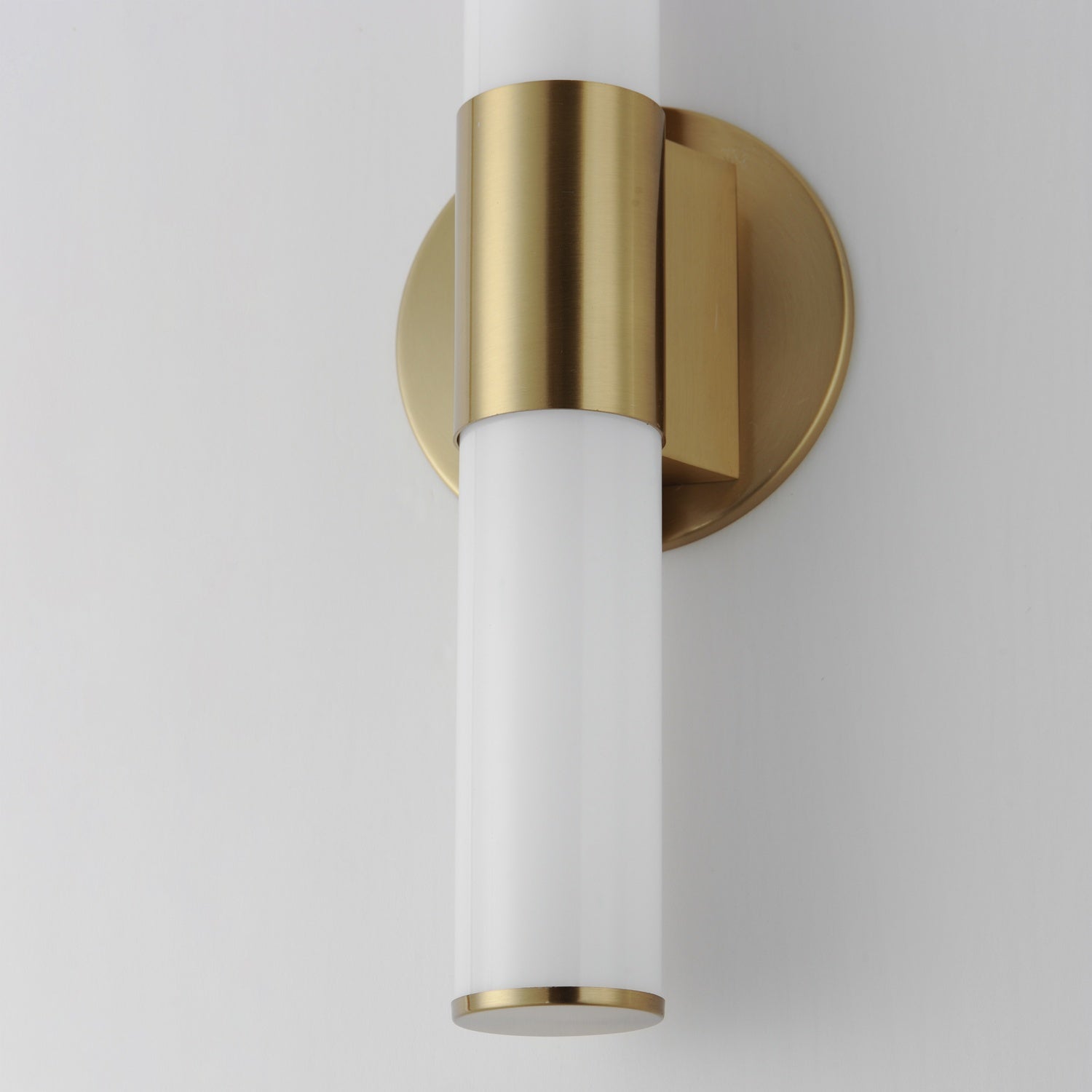 MAXIM, TUBO-BATH VANITY, WALL SCONCES