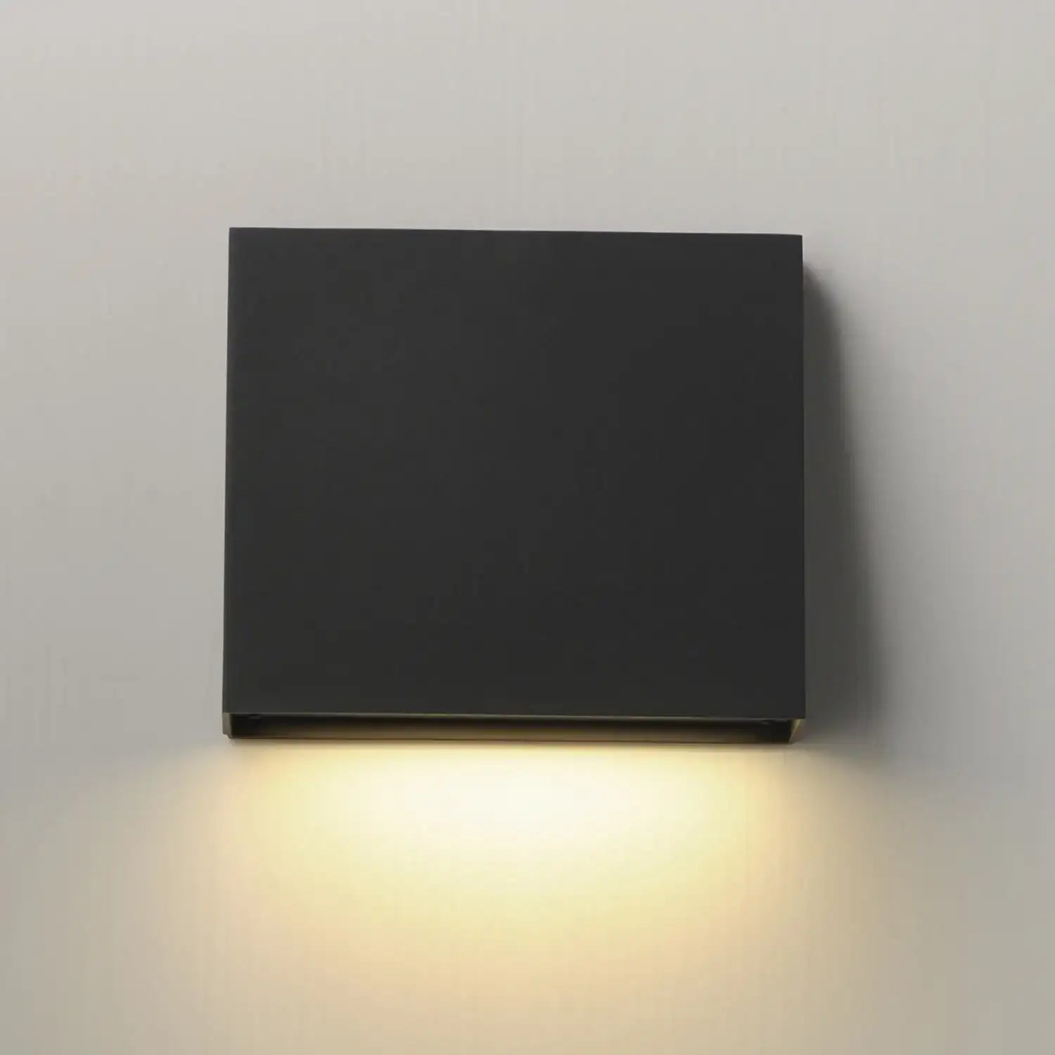 MAXIM, PATHFINDER-OUTDOOR WALL MOUNT, OUTDOOR WALL LIGHTS