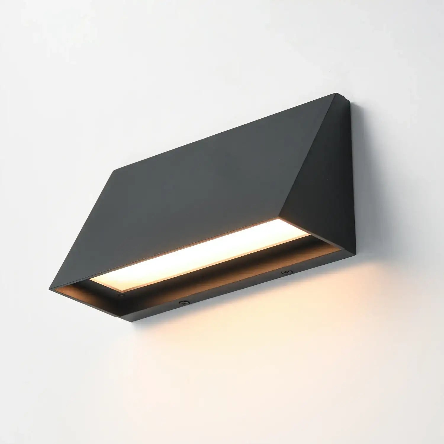 MAXIM, PATHFINDER-OUTDOOR WALL MOUNT, OUTDOOR WALL LIGHTS