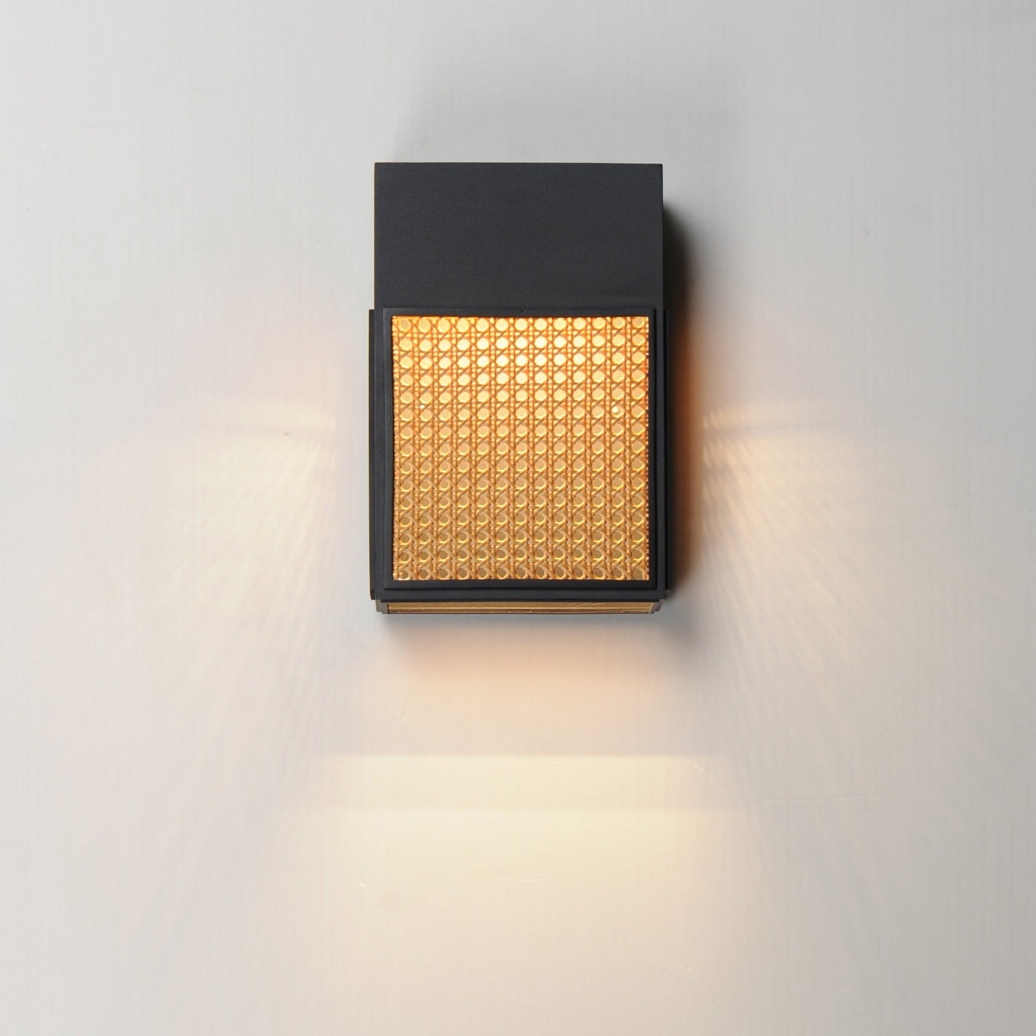 MAXIM, LATTICE-OUTDOOR WALL MOUNT, OUTDOOR WALL LIGHTS