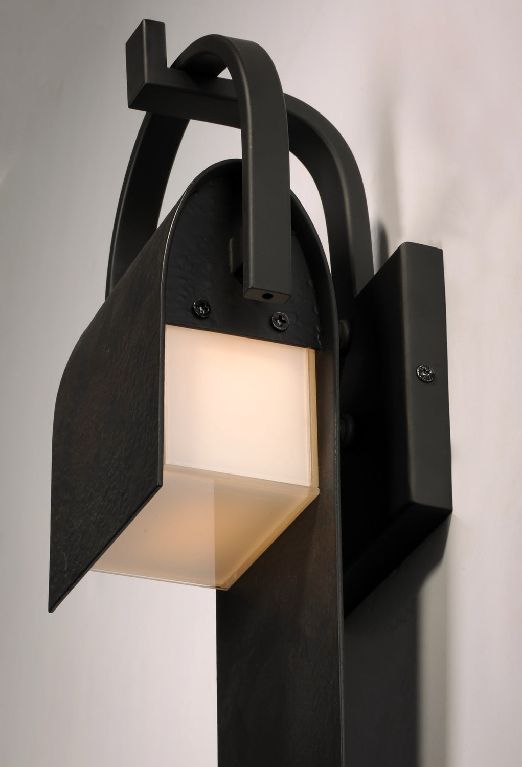 MAXIM, LAREDO-OUTDOOR WALL MOUNT, OUTDOOR WALL LIGHTS