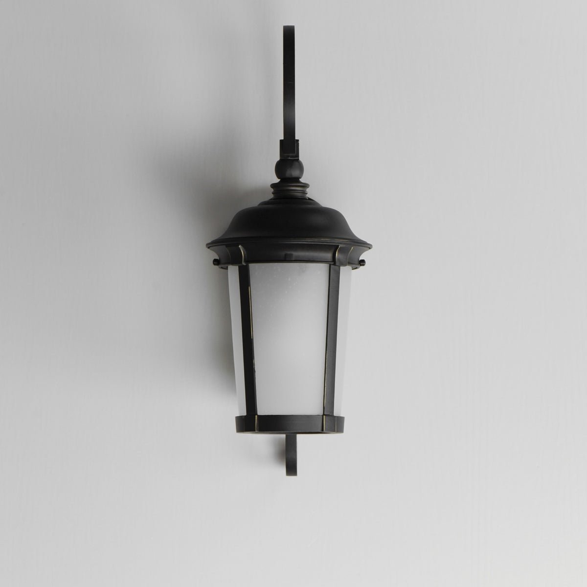 MAXIM, DOVER LED E26-OUTDOOR WALL MOUNT, OUTDOOR WALL LIGHTS