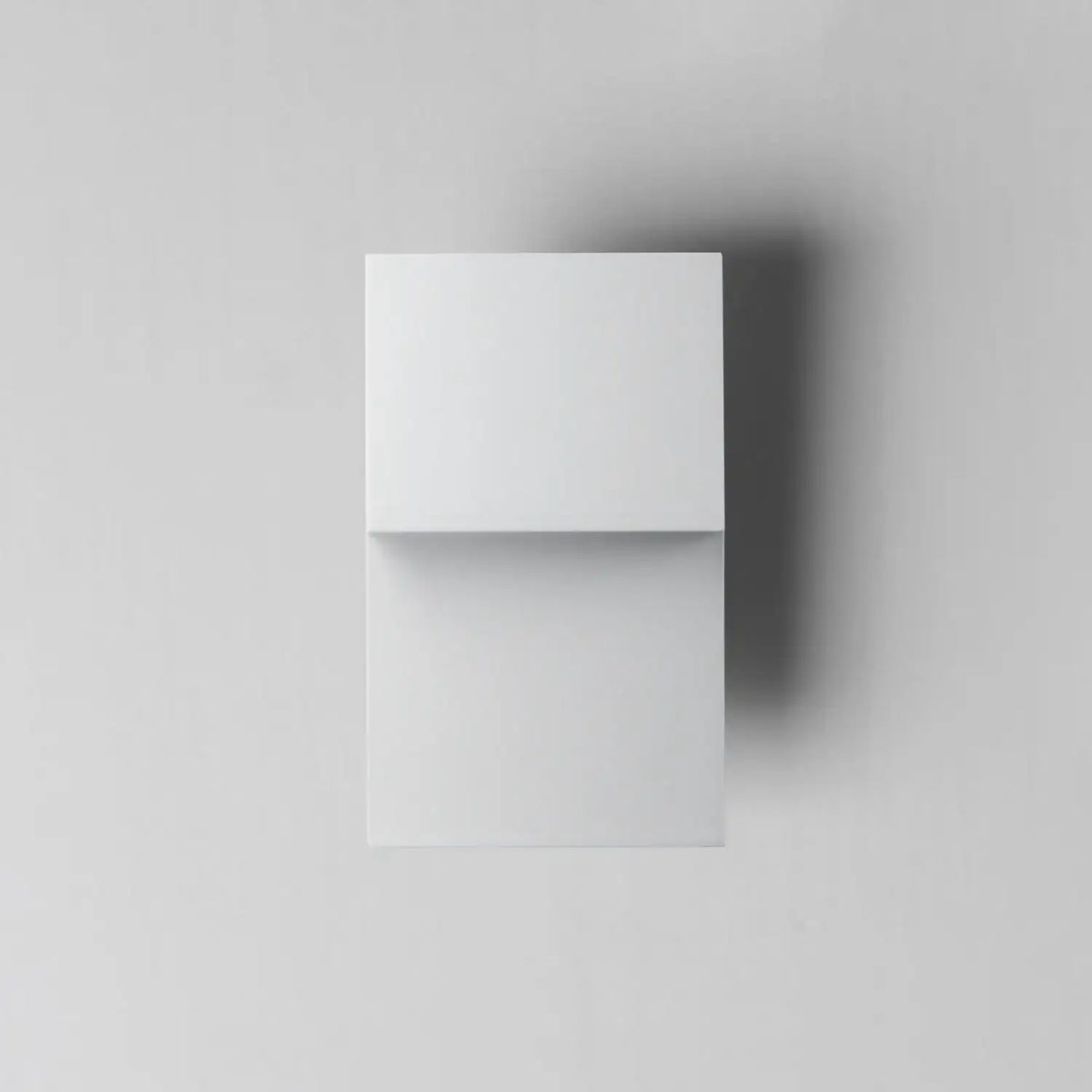 MAXIM, PATHFINDER-OUTDOOR PATHWAY LIGHT, OUTDOOR WALL LIGHTS