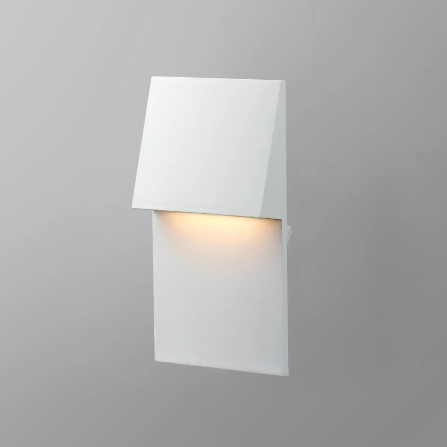 MAXIM, PATHFINDER-OUTDOOR PATHWAY LIGHT, OUTDOOR WALL LIGHTS