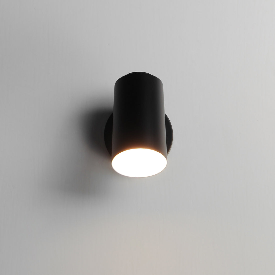 MAXIM, SPOT LIGHT-OUTDOOR WALL MOUNT, OUTDOOR WALL LIGHTS