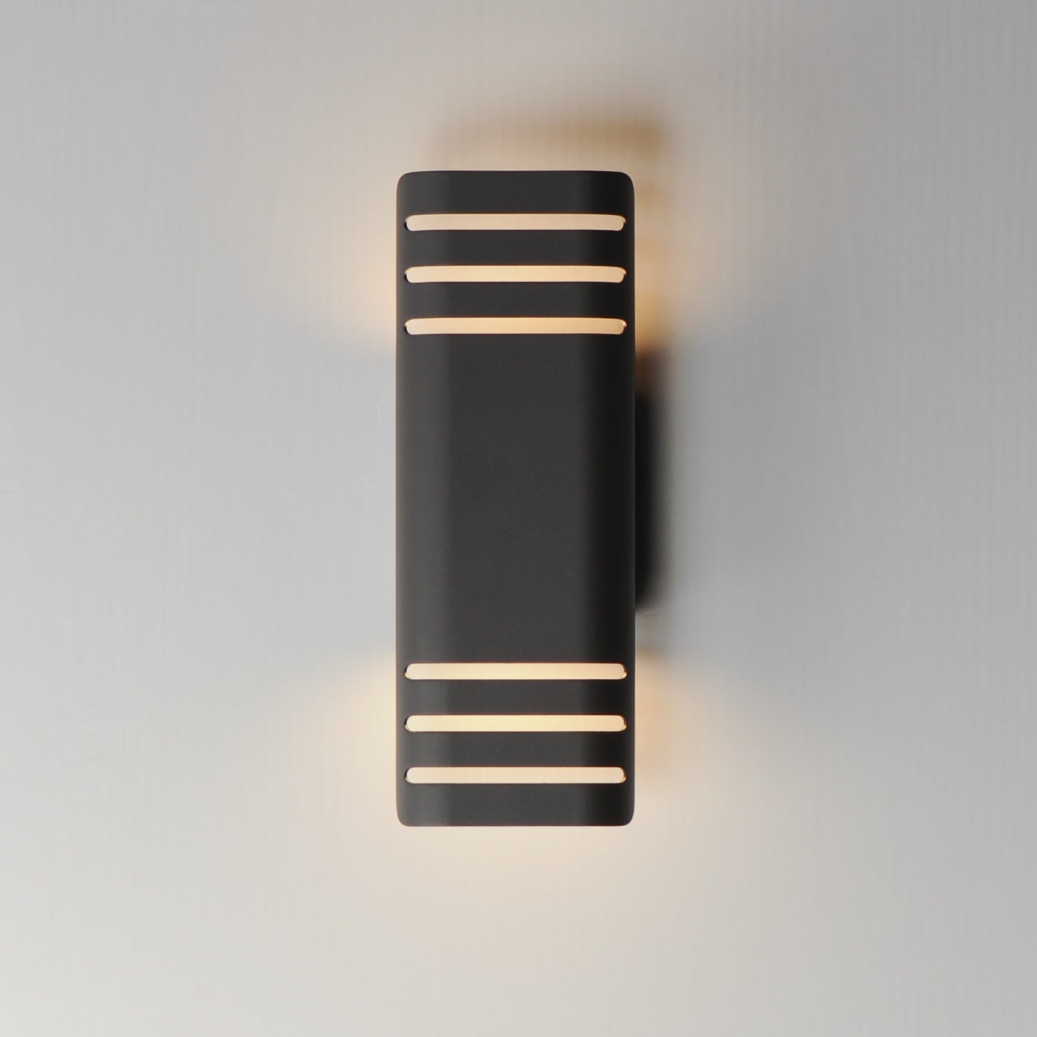 MAXIM, LIGHTRAY LED-OUTDOOR WALL MOUNT, OUTDOOR WALL LIGHTS