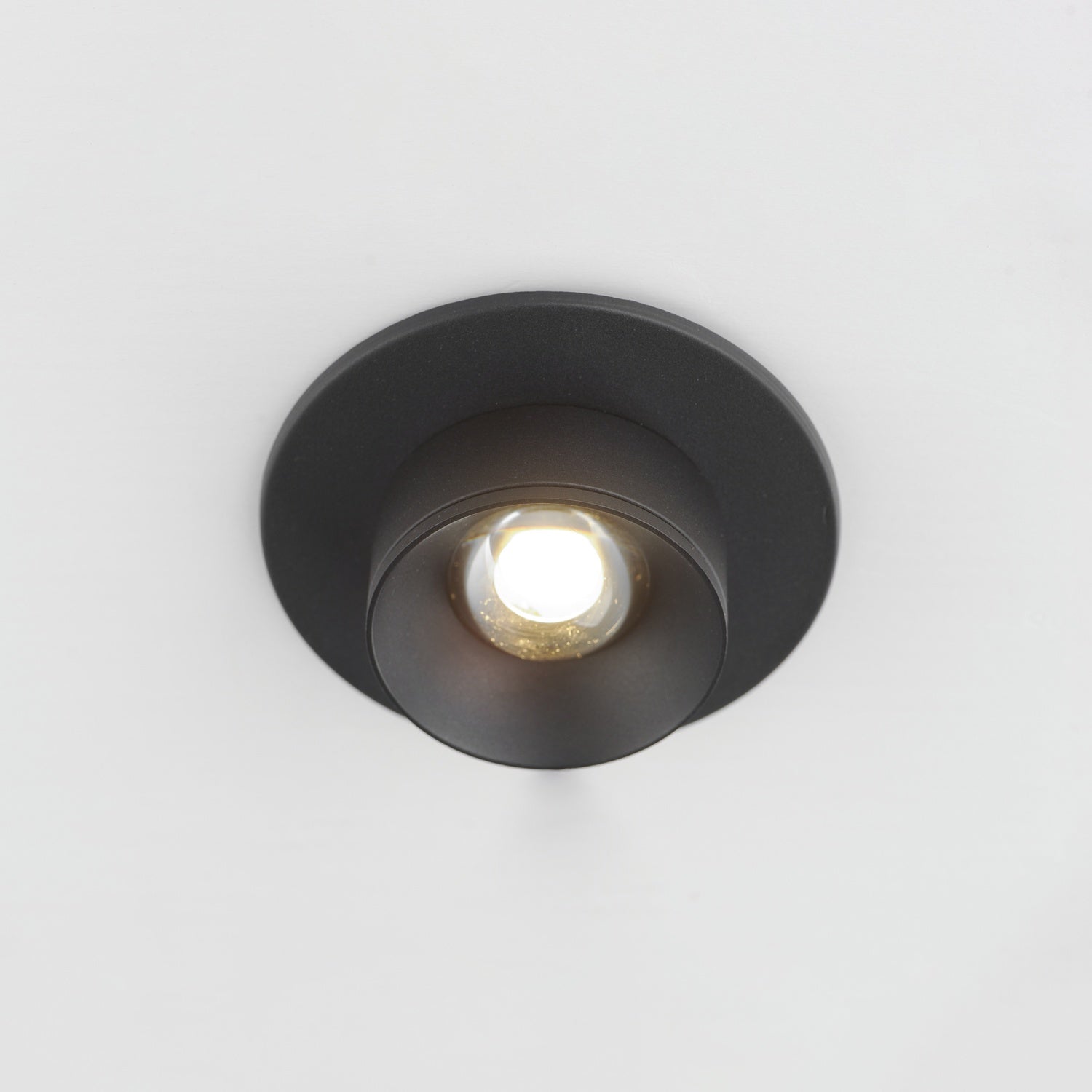 MAXIM, CALDERA-UTILITY ITEMS, FLUSH MOUNT CEILING LIGHTS