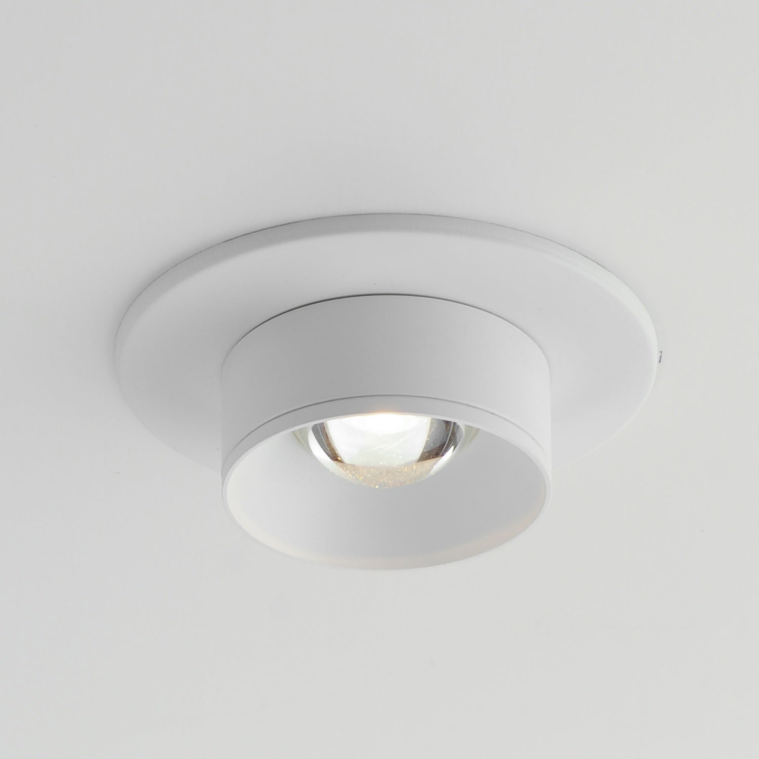 MAXIM, CALDERA-UTILITY ITEMS, FLUSH MOUNT CEILING LIGHTS